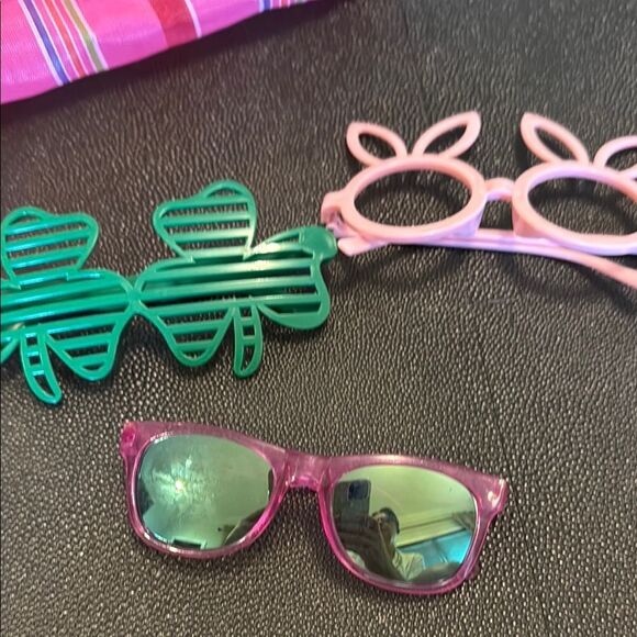 Pink Striped Kids Tote Bag with Sunglasses - Picture 2 of 5